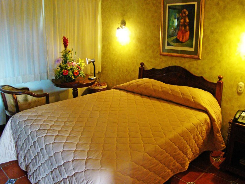Hotel Colonnade Nicaragua Managua Zimmer foto